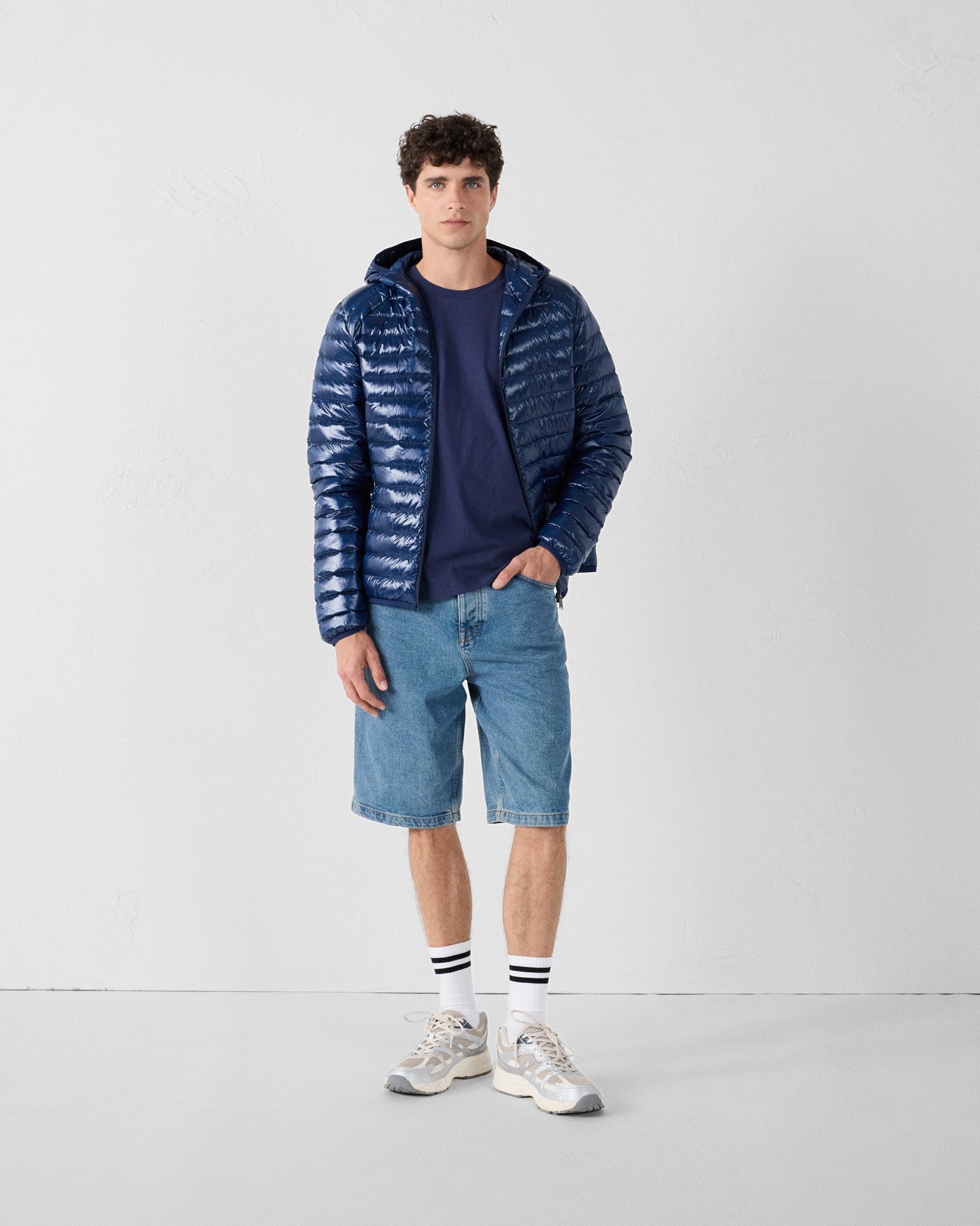 Doudoune légère à capuche Marine Nico shiny