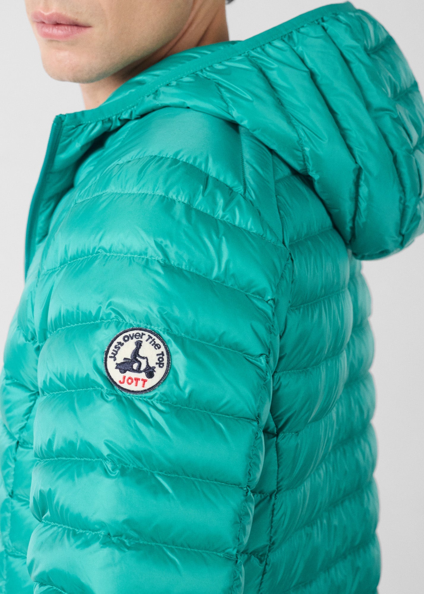 Doudoune légère à capuche Vert persan Nico